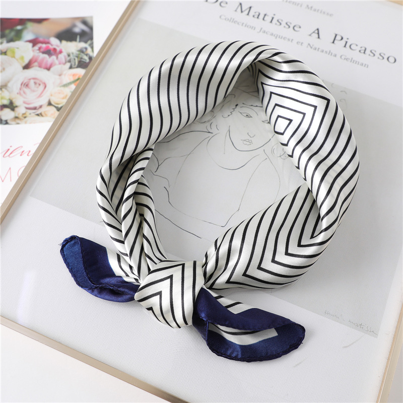 Lenço Quadrado de Seda Luxuoso - Silk Tie Striped avaliação e preço
